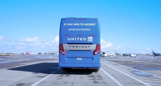 United Airlines Goes the Last Mile With New Bus Service to Ski Resorts